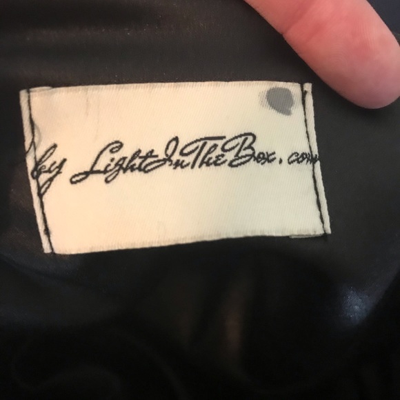 NWT Gorgeous Size16 Formal Blck Gown W/Bead Detail - Picture 6 of 7